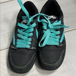 Nike Kids Sneakers in Black and Teal